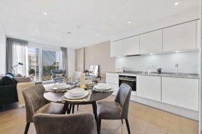 Luxury Modern Flat in Central London